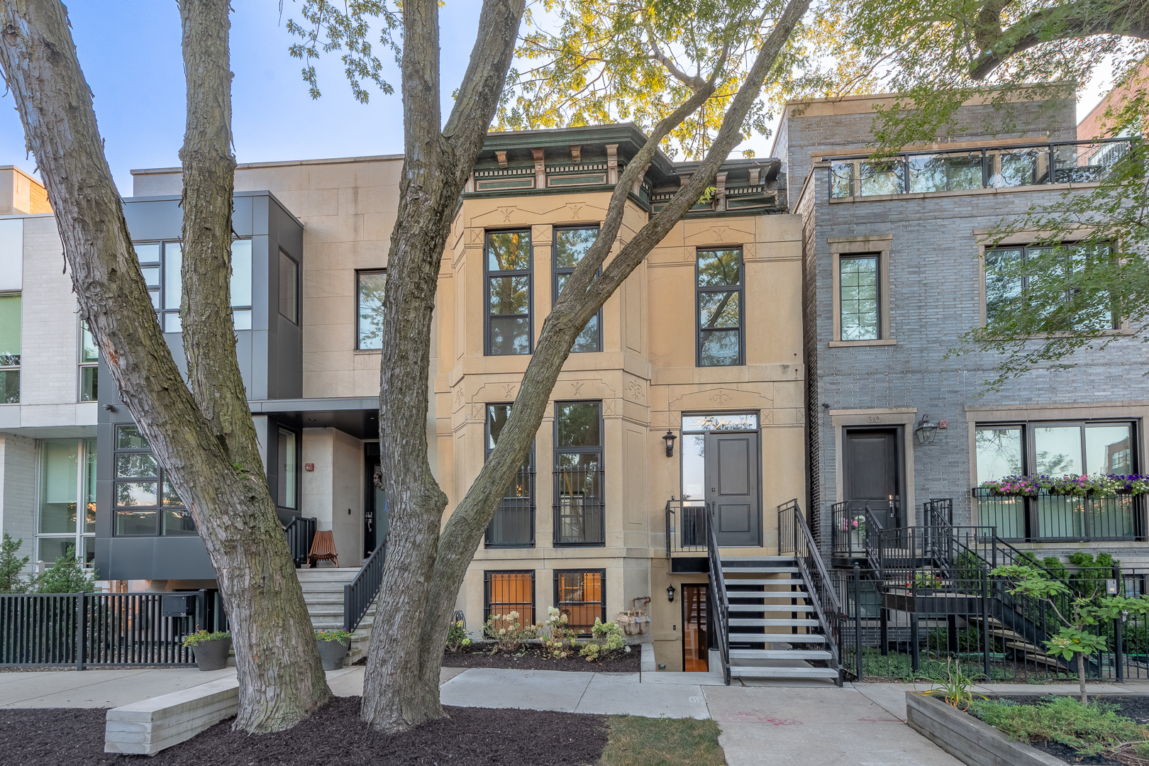 28 N Throop Street 1