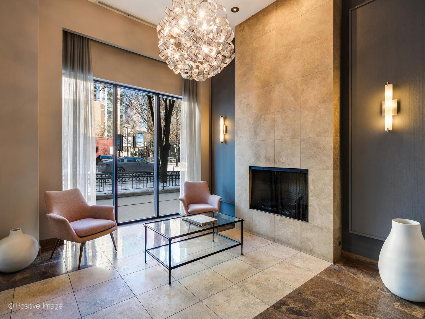 101 W Superior Street 706