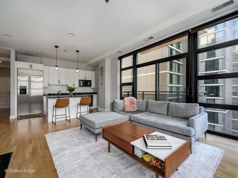 Tiny photo for 101 W Superior Street #706, Chicago, IL 60654 (MLS # 12571645)