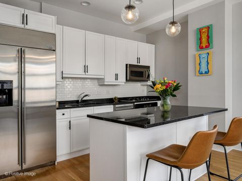 Tiny photo for 101 W Superior Street #706, Chicago, IL 60654 (MLS # 12571645)