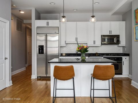 Tiny photo for 101 W Superior Street #706, Chicago, IL 60654 (MLS # 12571645)