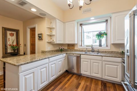 Tiny photo for 6316 N MAGNOLIA Avenue, Chicago, IL 60660 (MLS # 12475148)