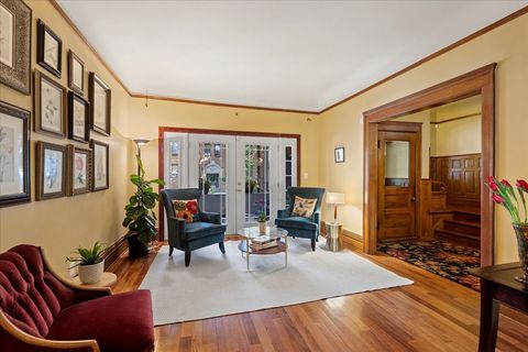 Tiny photo for 6316 N MAGNOLIA Avenue, Chicago, IL 60660 (MLS # 12475148)