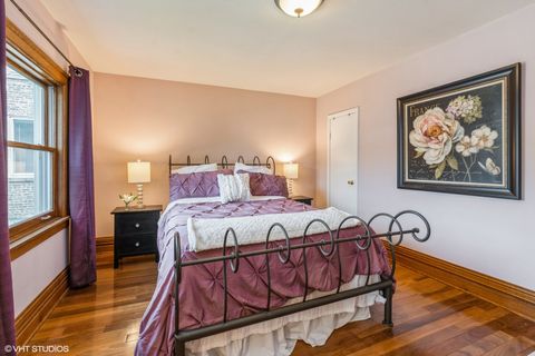 Tiny photo for 6316 N MAGNOLIA Avenue, Chicago, IL 60660 (MLS # 12475148)