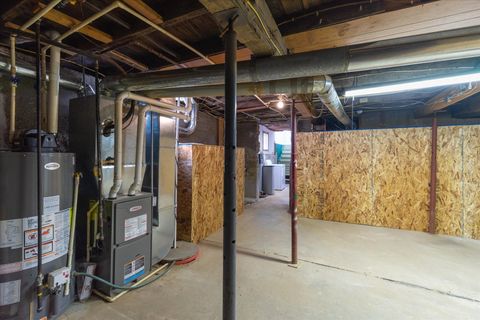 Tiny photo for 609 N Lincoln Street, Utica, IL 61373 (MLS # 12577769)