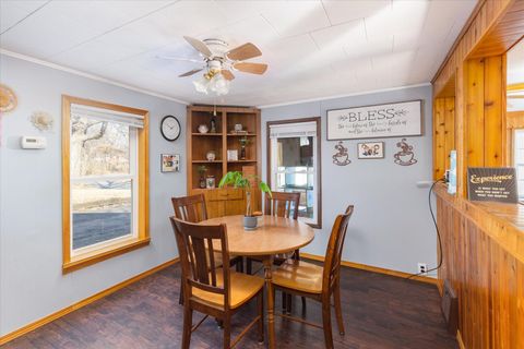 Tiny photo for 609 N Lincoln Street, Utica, IL 61373 (MLS # 12577769)