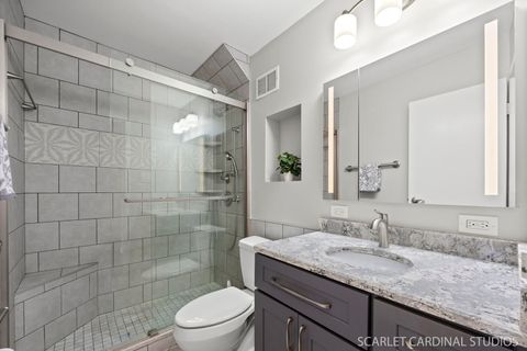 Tiny photo for 40 N Tower Road #11E, Oak Brook, IL 60523 (MLS # 12461764)