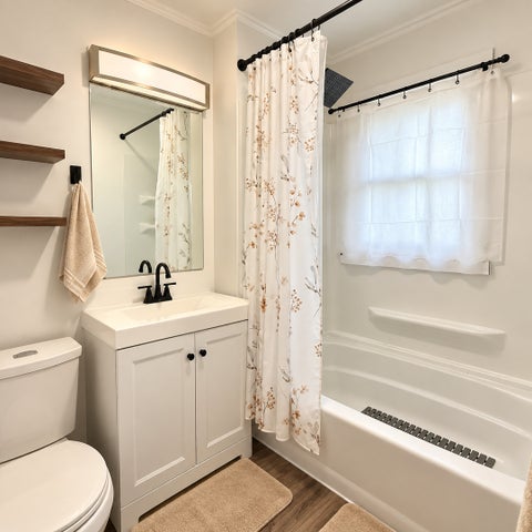 Tiny photo for 1104 Pine Street, Fox River Grove, IL 60021 (MLS # 12795094)