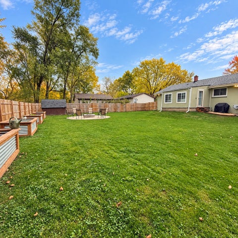 Tiny photo for 1104 Pine Street, Fox River Grove, IL 60021 (MLS # 12795094)
