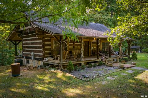 Photo of 220 TIMBER RIDGE Lane, Jonesboro, IL 62952 (MLS # EB457864)