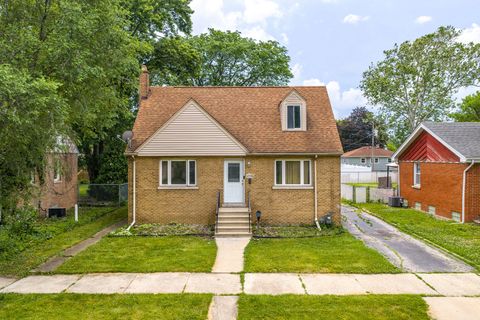 Photo of 17730 HENRY Street, Lansing, IL 60438 (MLS # 12712167)
