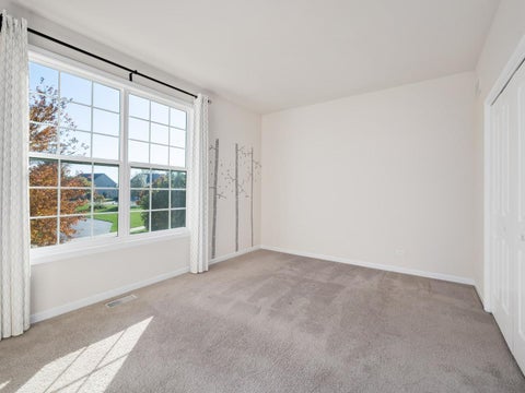 Tiny photo for 189 Trumpet Vine Circle, Elgin, IL 60124 (MLS # 12752039)