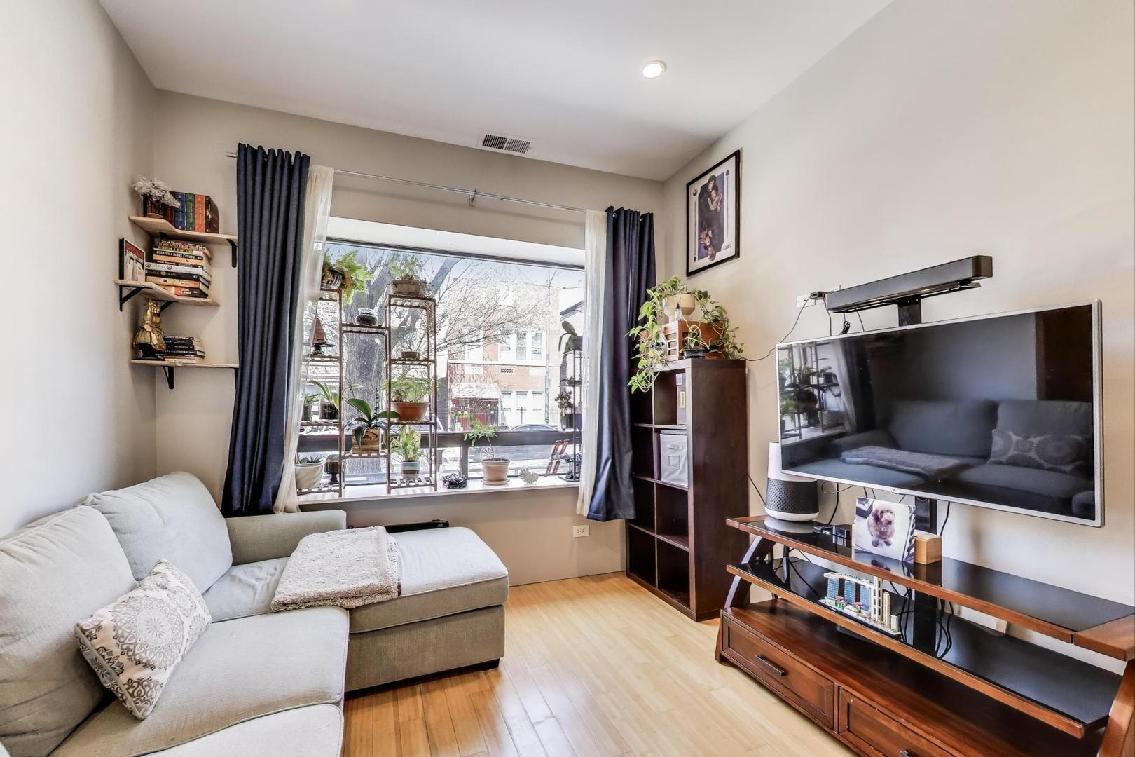 1811 W 17th Street 201