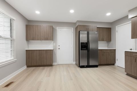 Tiny photo for Streamwood, IL 60107 (MLS # 12709672)