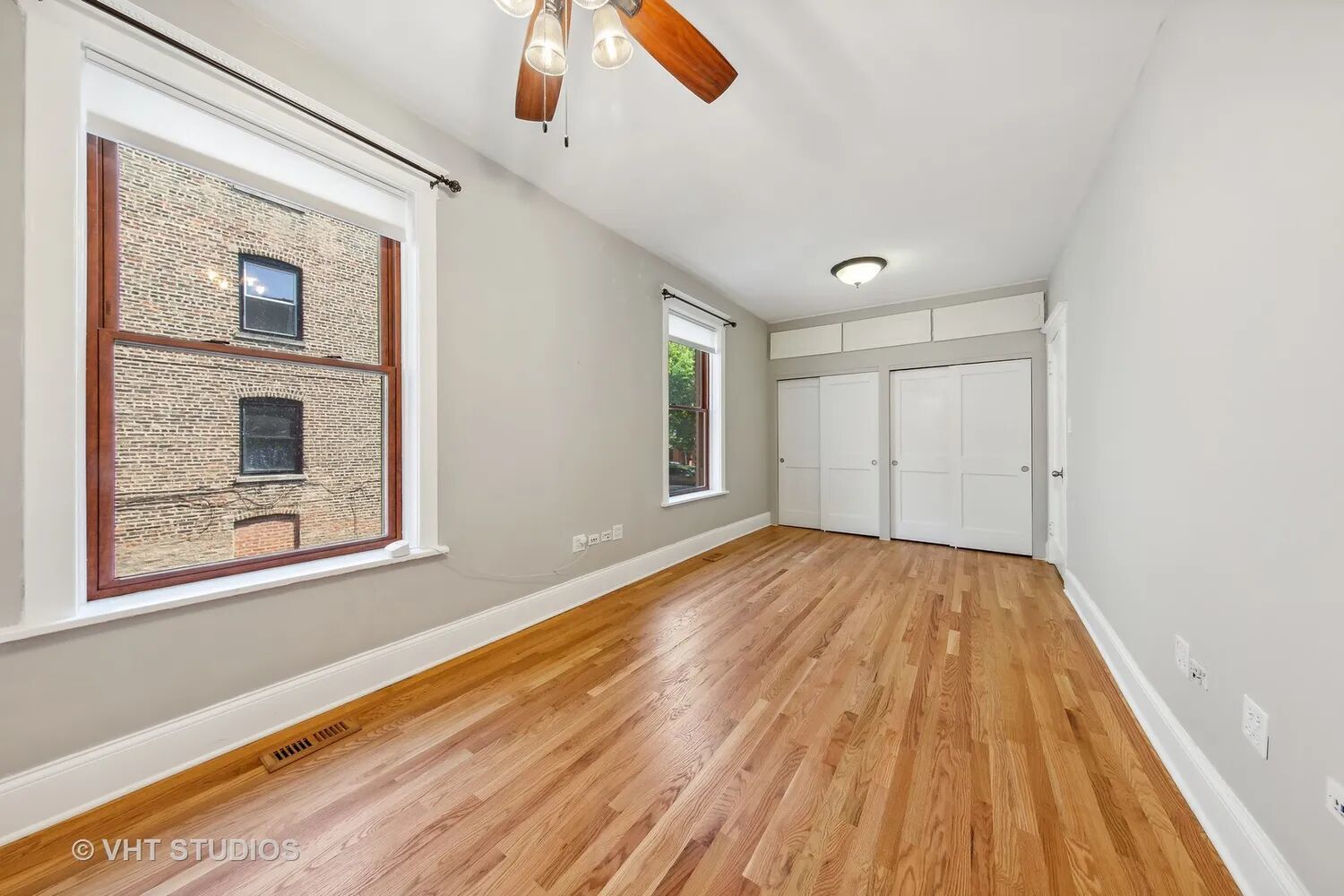 852 W Belle Plaine Avenue 1