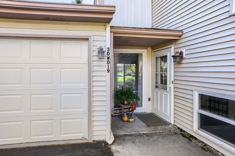 Tiny photo for 30W019 Wembly Drive, Warrenville, IL 60555 (MLS # 12797707)