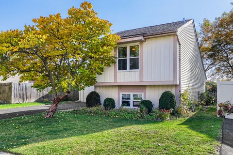 Tiny photo for 30W019 Wembly Drive, Warrenville, IL 60555 (MLS # 12797707)