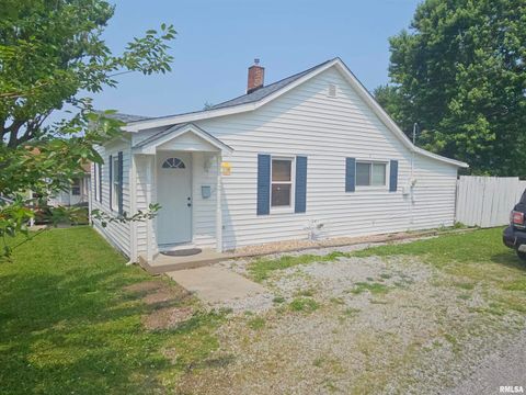 Tiny photo for 2508 FOREST Avenue, Mt Vernon, IL 62864 (MLS # EB458454)