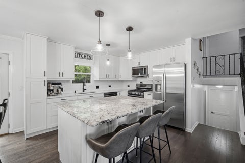 Tiny photo for 890 Yorkshire Drive, Hanover Park, IL 60133 (MLS # 12686021)