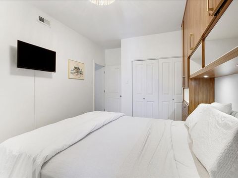 Tiny photo for 2711 W Altgeld Street #2, Chicago, IL 60647 (MLS # 12466902)