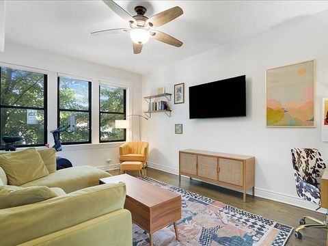 Tiny photo for 2711 W Altgeld Street #2, Chicago, IL 60647 (MLS # 12466902)