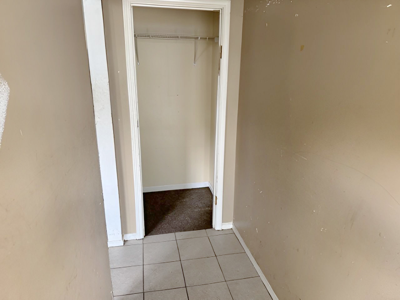 663 W 117th Place