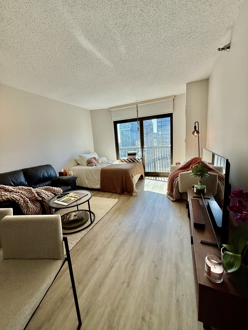 400 N LaSalle Street 3506