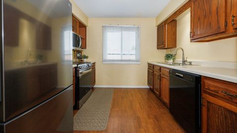 Tiny photo for 1010 Arlene Court #5, Bloomington, IL 61701 (MLS # 12605655)