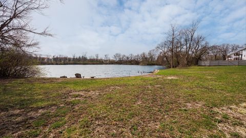 Tiny photo for 1010 Arlene Court #5, Bloomington, IL 61701 (MLS # 12605655)