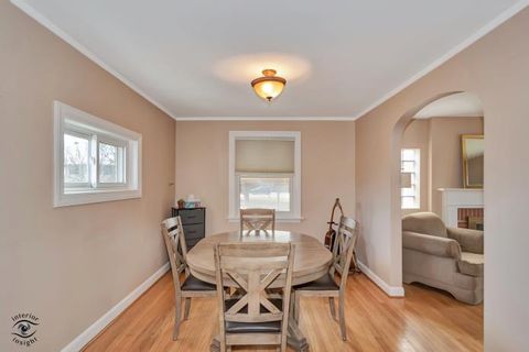 Tiny photo for 9857 S Hamlin Avenue, Evergreen Park, IL 60805 (MLS # 12563433)