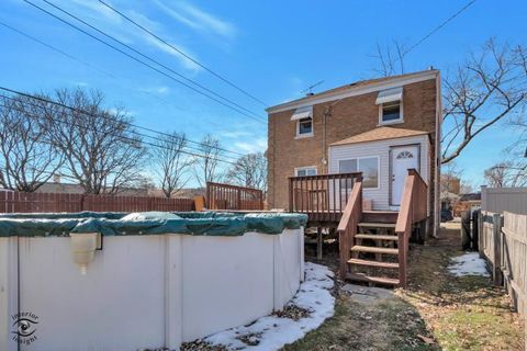 Tiny photo for 9857 S Hamlin Avenue, Evergreen Park, IL 60805 (MLS # 12563433)