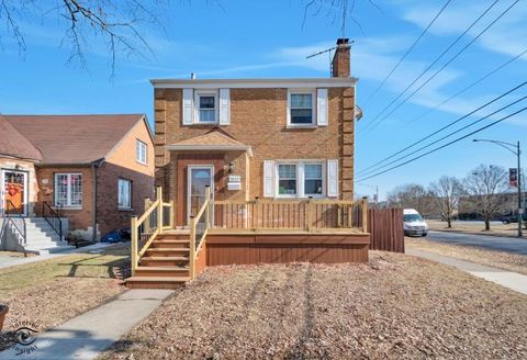 Tiny photo for 9857 S Hamlin Avenue, Evergreen Park, IL 60805 (MLS # 12563433)