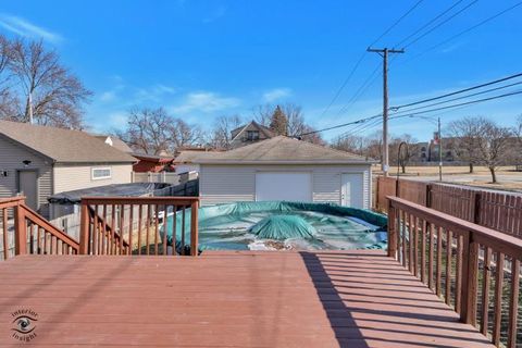 Tiny photo for 9857 S Hamlin Avenue, Evergreen Park, IL 60805 (MLS # 12563433)