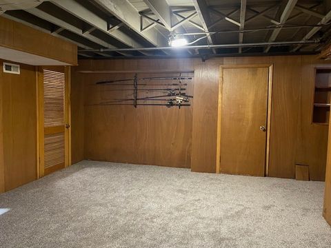 Tiny photo for 9857 S Hamlin Avenue, Evergreen Park, IL 60805 (MLS # 12563433)