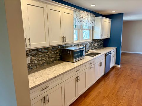 Tiny photo for 509 W Clay Street, Clinton, IL 61727 (MLS # 12585819)