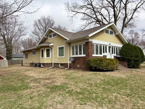 Tiny photo for 509 W Clay Street, Clinton, IL 61727 (MLS # 12585819)