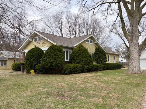 Tiny photo for 509 W Clay Street, Clinton, IL 61727 (MLS # 12585819)