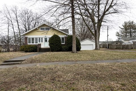 Tiny photo for 509 W Clay Street, Clinton, IL 61727 (MLS # 12585819)