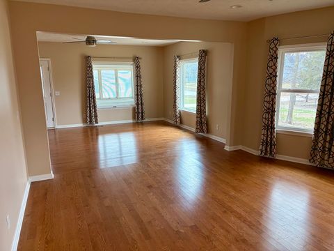 Tiny photo for 509 W Clay Street, Clinton, IL 61727 (MLS # 12585819)