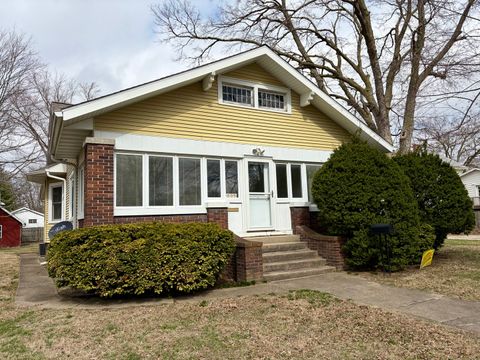 Tiny photo for 509 W Clay Street, Clinton, IL 61727 (MLS # 12585819)