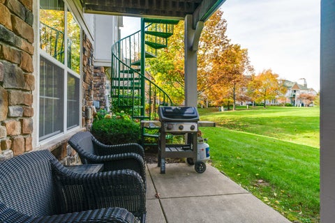Tiny photo for 492 Bay Tree Circle, Vernon Hills, IL 60061 (MLS # 12795309)