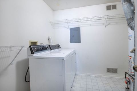 Tiny photo for 1001 Butternut Lane #C, Mount Prospect, IL 60056 (MLS # 12600316)