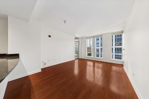 Tiny photo for 1250 S Michigan Avenue #1400, Chicago, IL 60605 (MLS # 12510164)