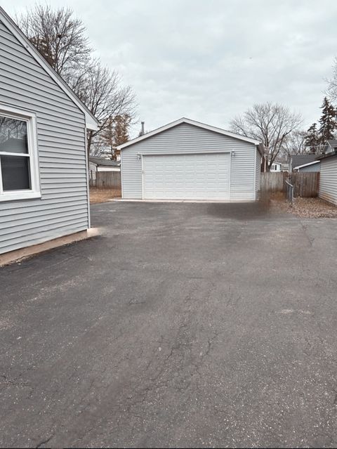 Tiny photo for 33077 Sunset Avenue N, Grayslake, IL 60030 (MLS # 12592895)