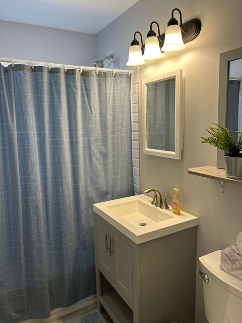 Tiny photo for 33077 Sunset Avenue N, Grayslake, IL 60030 (MLS # 12592895)