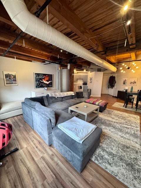 225 W HURON Street 316