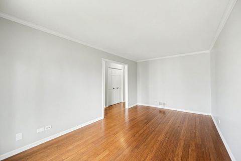 Tiny photo for 416 Lawrence Avenue, Glen Ellyn, IL 60137 (MLS # 12600299)