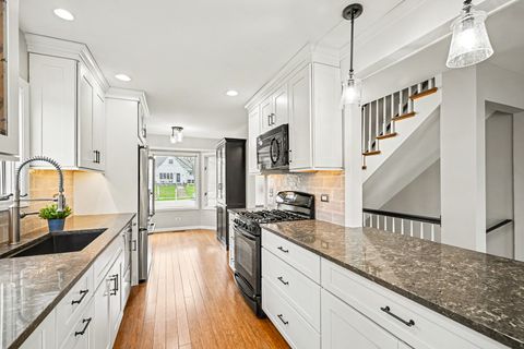 Tiny photo for 416 Lawrence Avenue, Glen Ellyn, IL 60137 (MLS # 12600299)