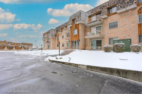 Tiny photo for 18855 Burnham Avenue #132, Lansing, IL 60438 (MLS # 12433729)