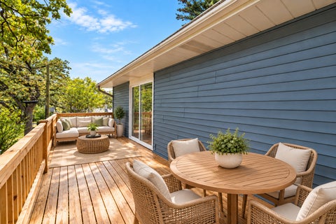Tiny photo for 355 Hiawatha Drive, Lake In The Hills, IL 60156 (MLS # 12732031)